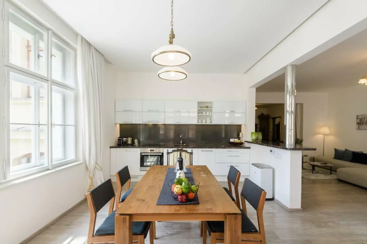 Stylish, Light-Filled Home In The Historic Center Praha 0*,  Česká republika